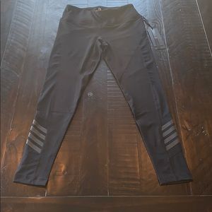 NWT 90 Degree By Reflex black leggings